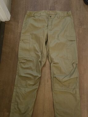 Vertx Tactical Cargo Pants — Desert Tan 38W 32L